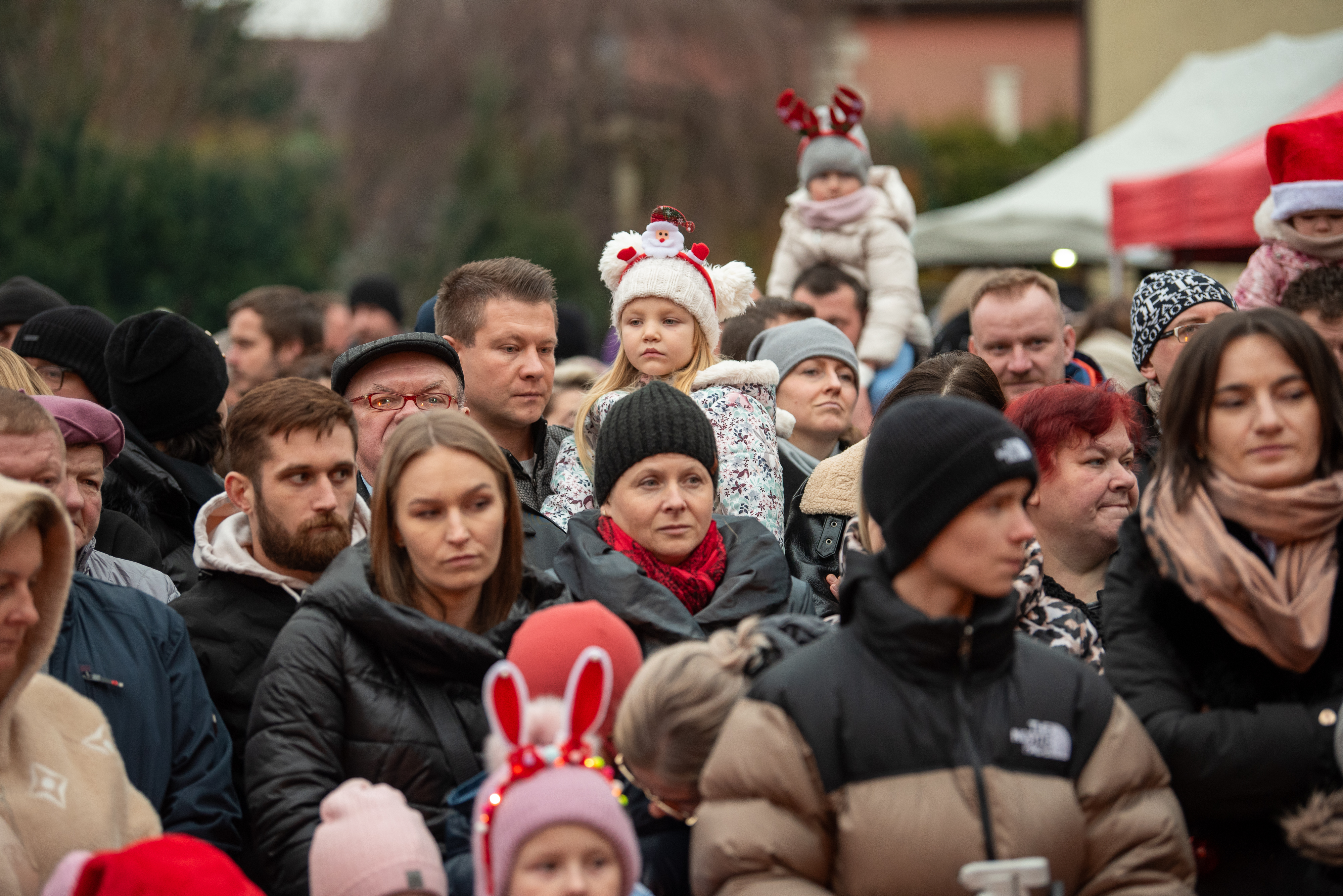 Jarmark Bożonarodzeniowy przed Urzędem Gminy Lipie
