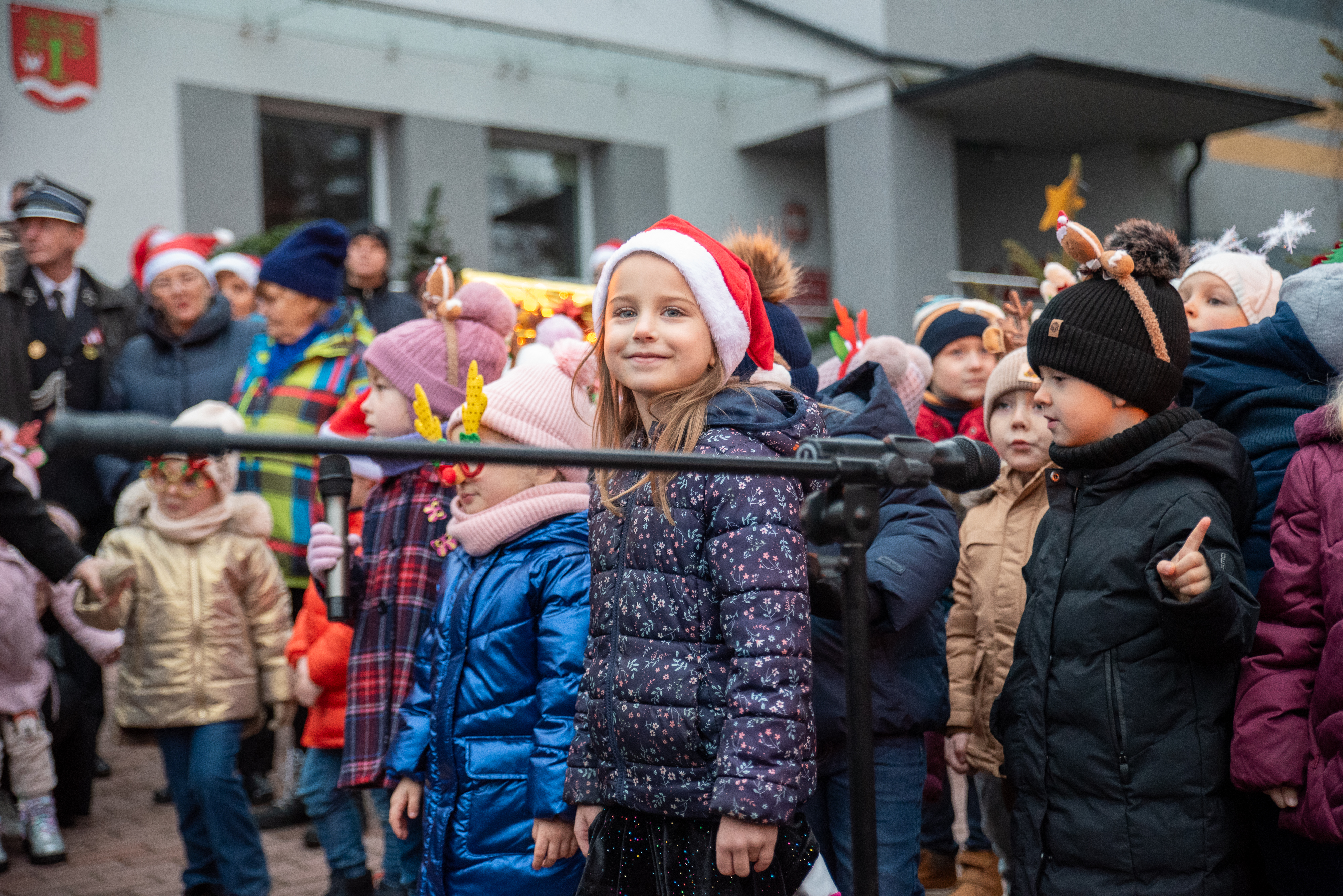 Jarmark Bożonarodzeniowy przed Urzędem Gminy Lipie