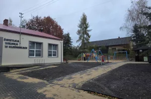 Modernizacja placu zabaw przy świetlicy wiejskiej w Kleśniskach